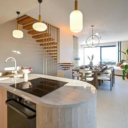 In With Jacuzzi Σπίτι διακοπών