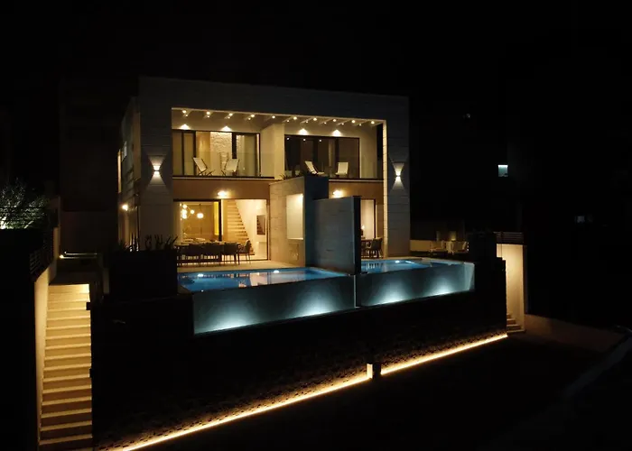 Nyaraló In With Jacuzzi Makarska