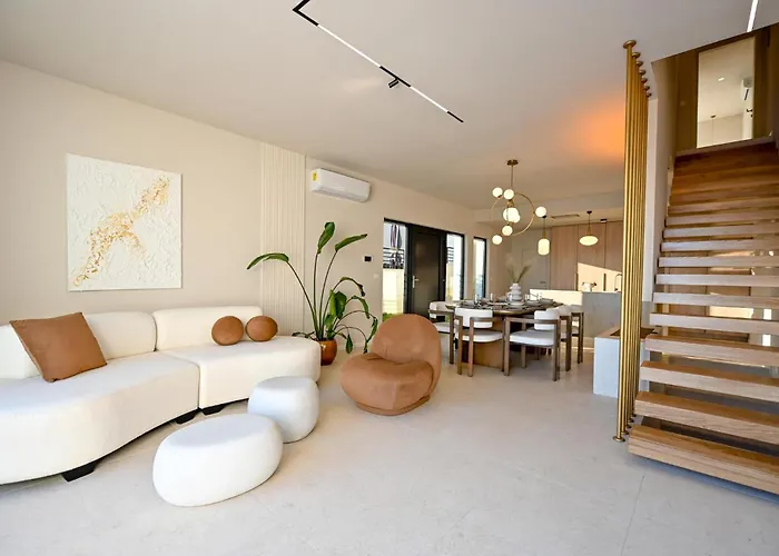 In With Jacuzzi Makarska