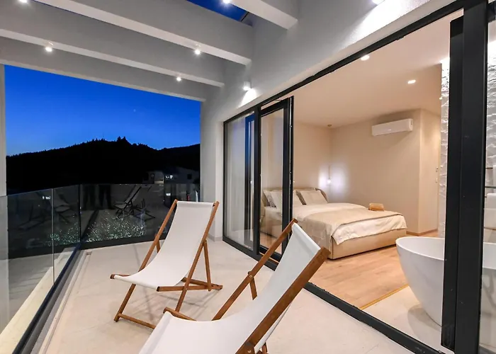 Holiday home In With Jacuzzi